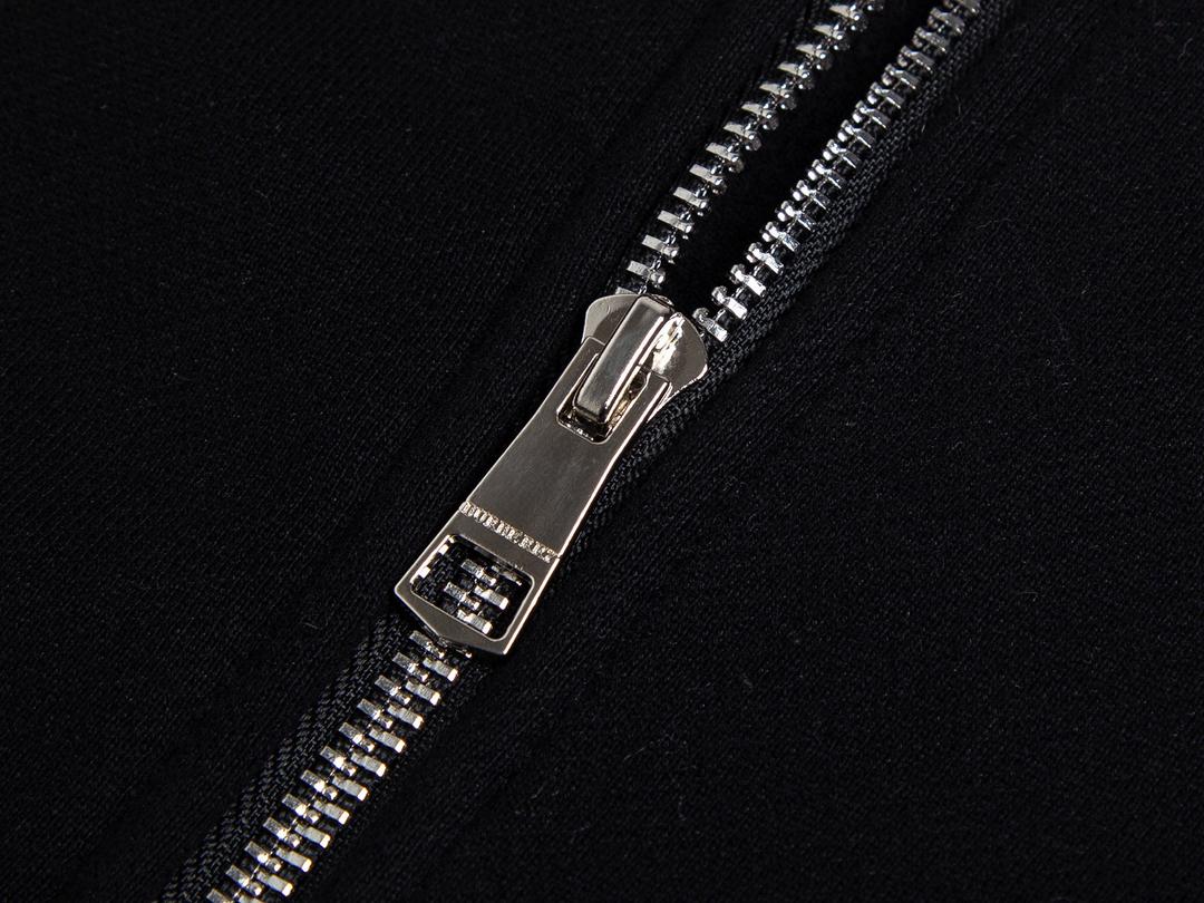 BB - Zipper
